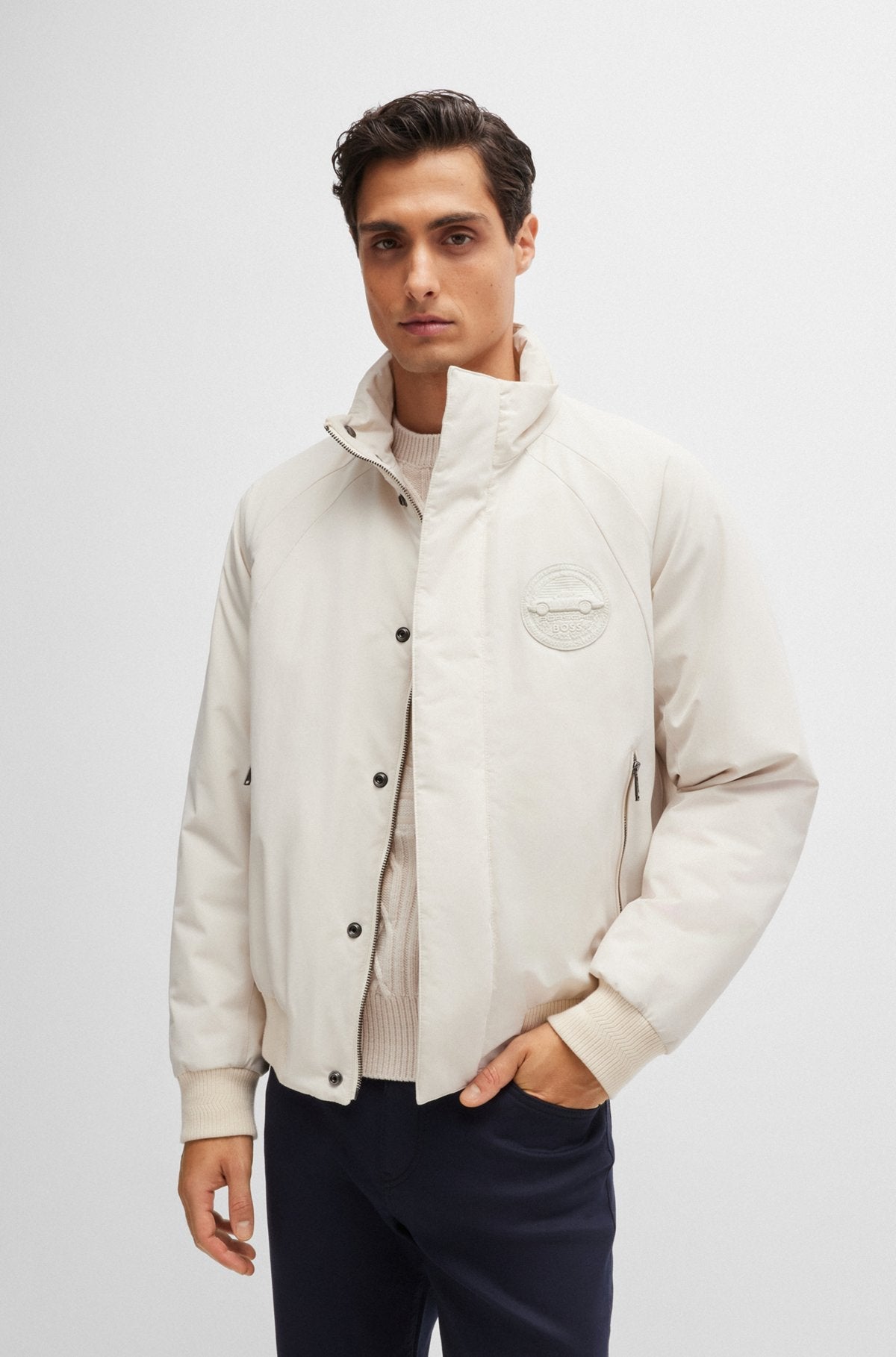 Porsche x BOSS Jacke mit wasserabweisendem Finish und speziellem Branding